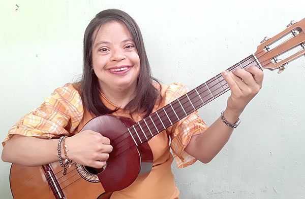 Biografía: Angélica Beatriz Bellizzi
